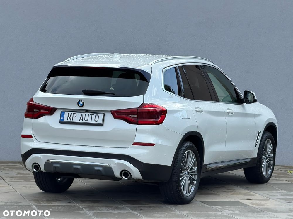 BMW X3 xDrive20d Luxury Line - 6