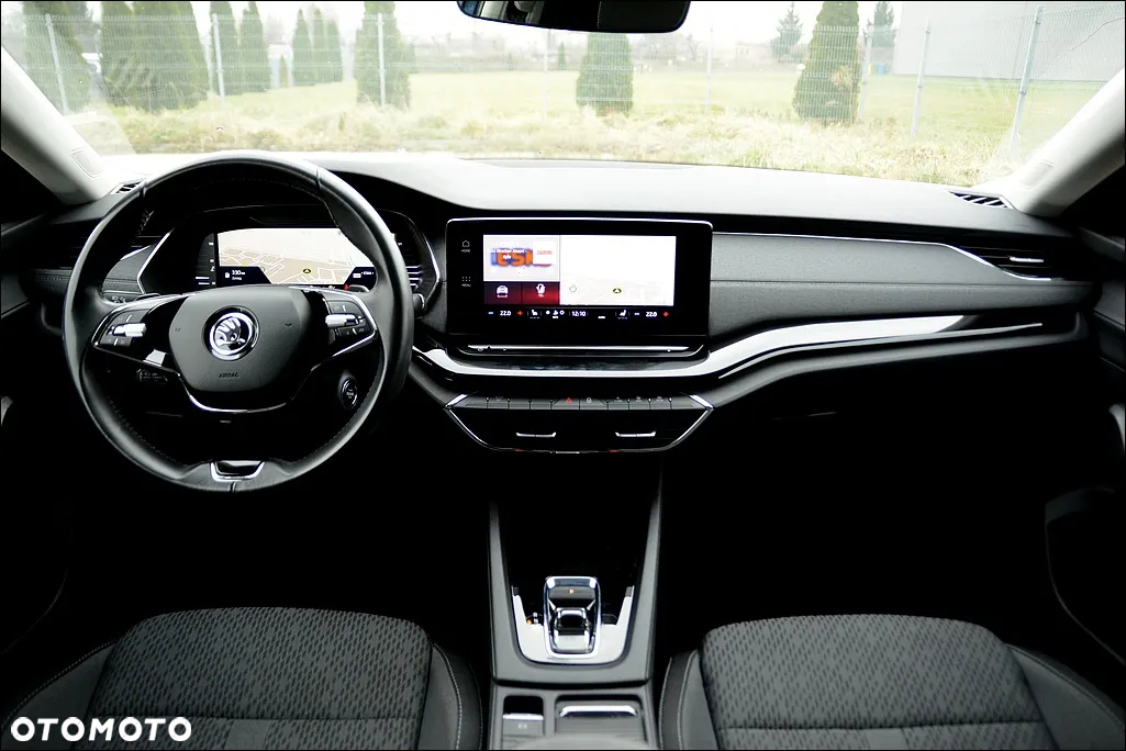 Skoda Octavia Combi 2.0 TDI DSG Ultimate - 22
