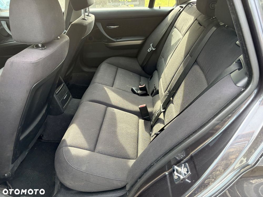 BMW Seria 3 318i Edition Lifestyle - 10