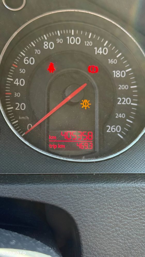 Volkswagen Passat 2.0 TDI DPF Comfortline - 9