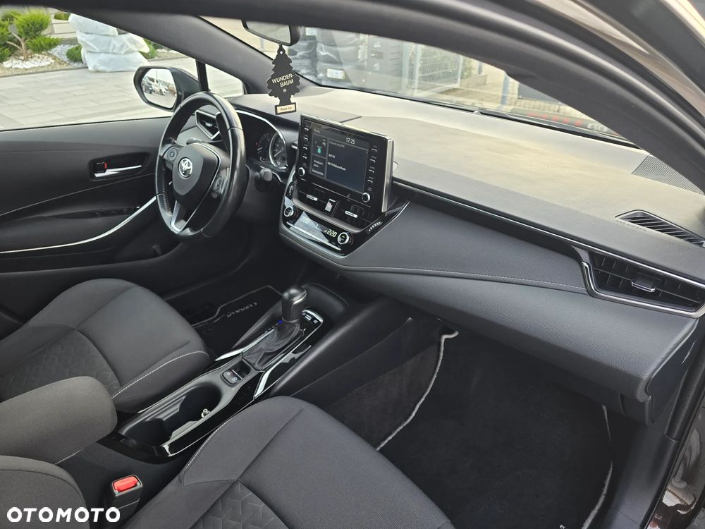 Toyota Corolla ver-1-8-hybrid-comfort - 20