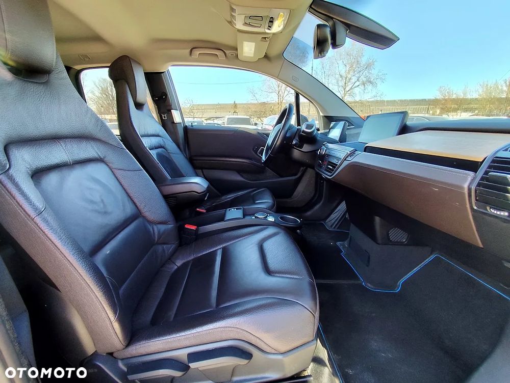 BMW i3 (Range Extender) - 10