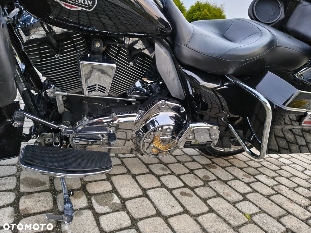 Harley-Davidson FLH Electra Glide - 12
