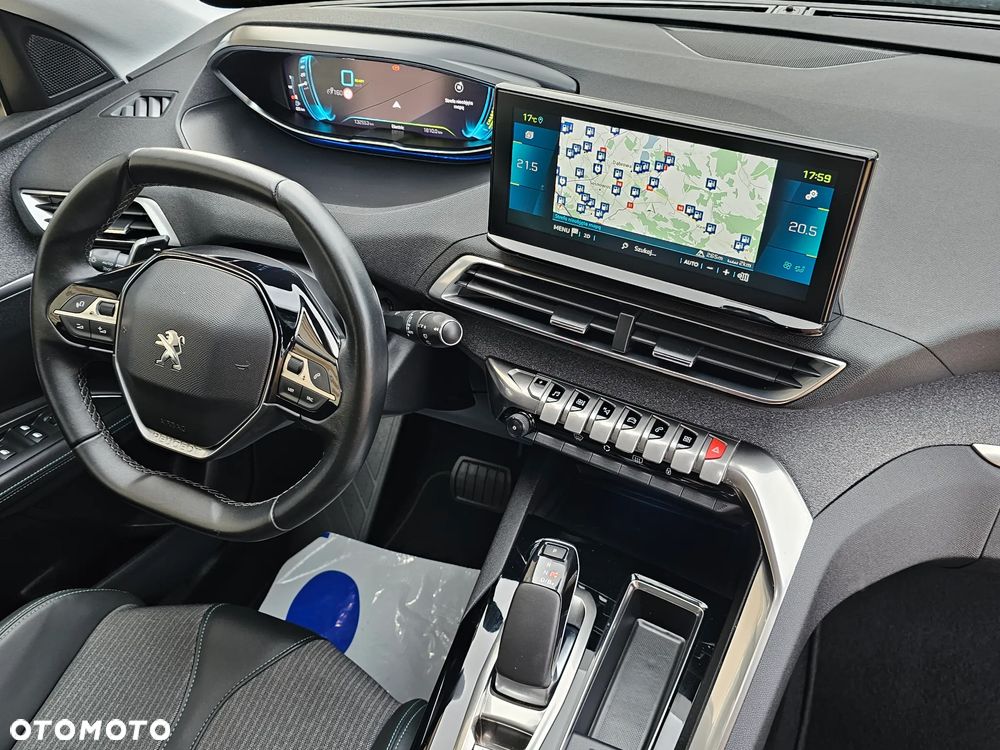 Peugeot 3008 225 e-EAT8 Allure Pack - 33