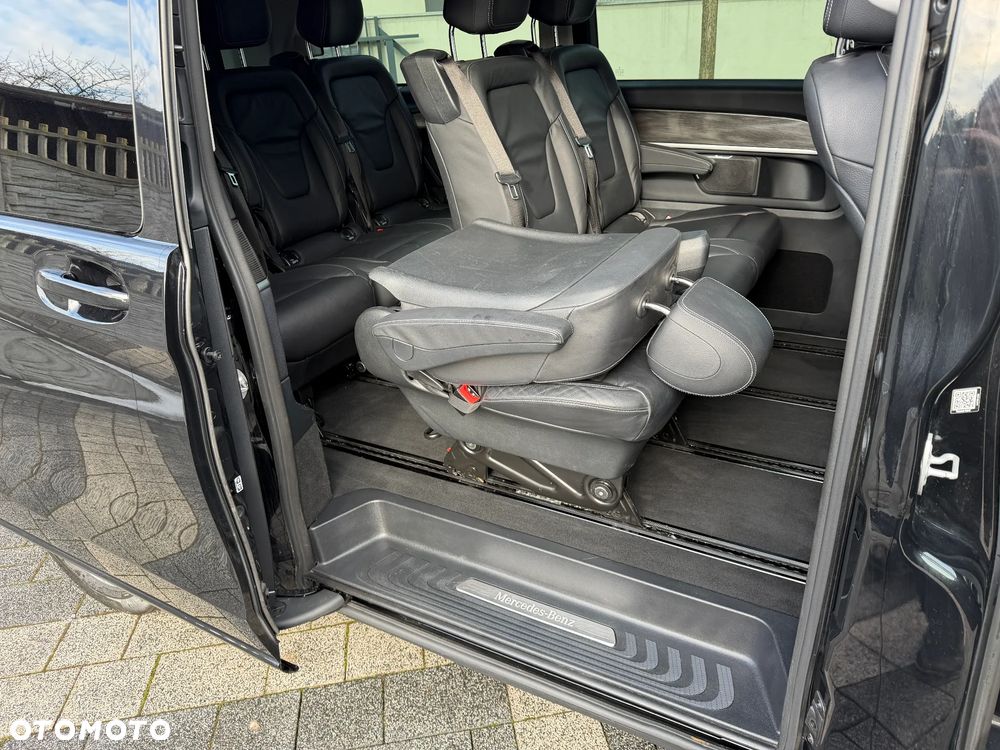 Mercedes-Benz Klasa V 300 d Extralang 9G-TRONIC Avantgarde - 19