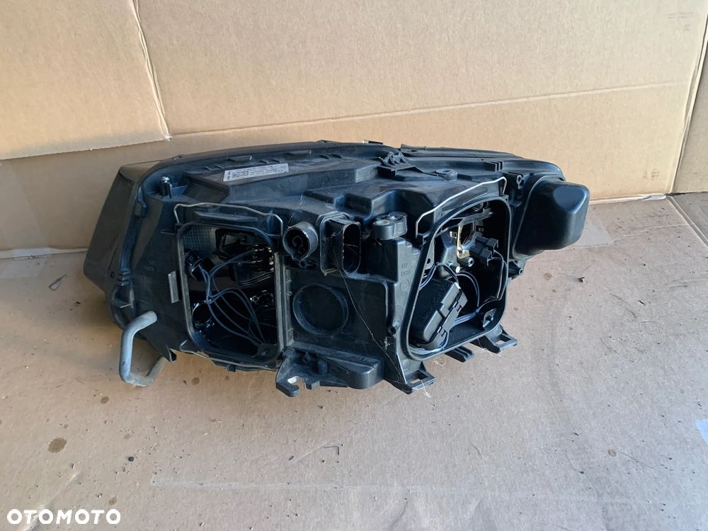 Lampa prawy przód przednia prawa Audi Q5 8R0941004AM - 3