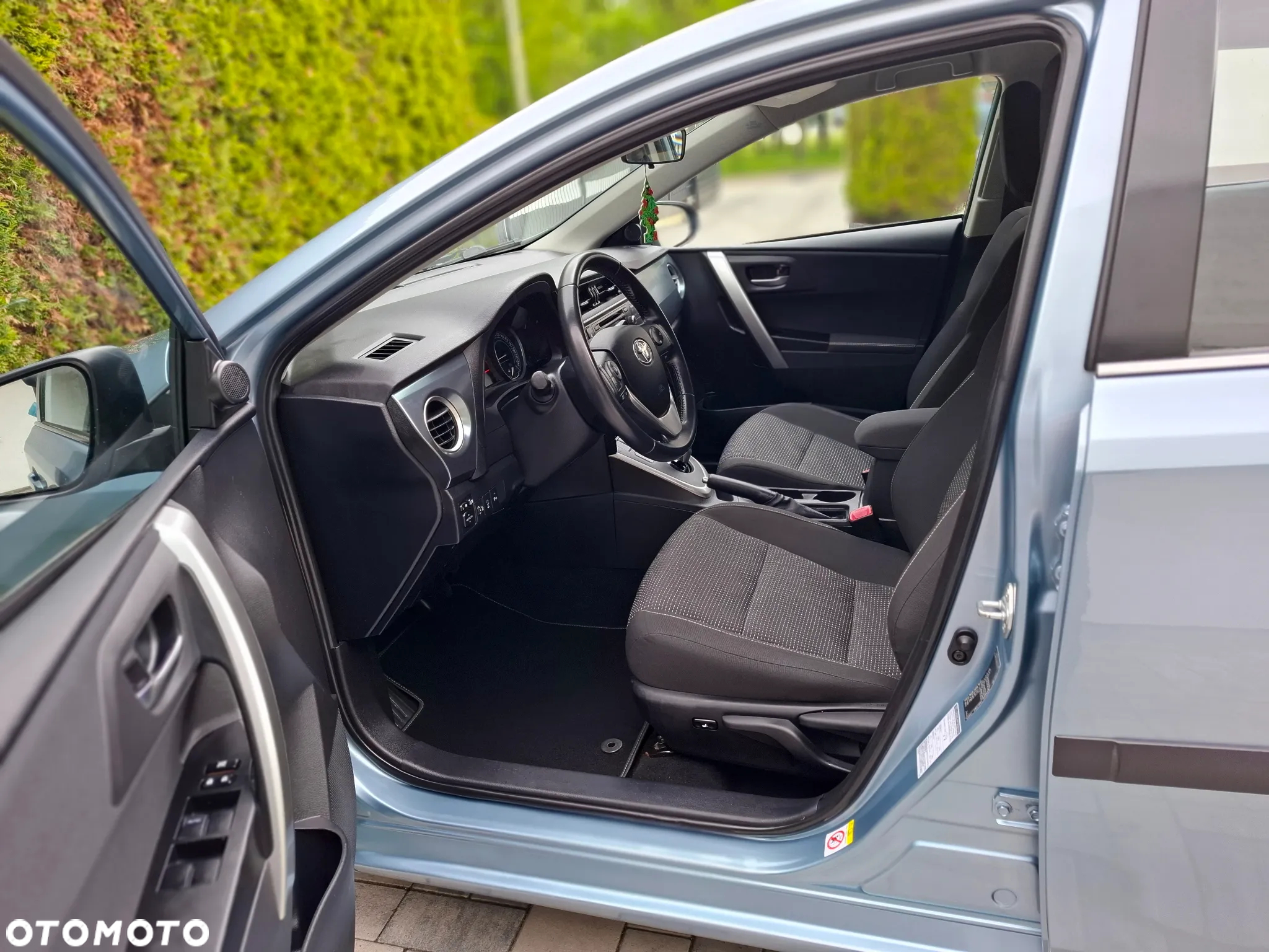 Toyota Auris - 8