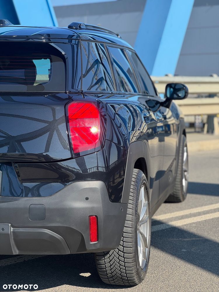 MINI Aceman E Essential Trim - 11