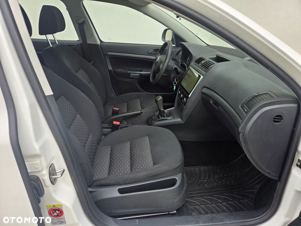 Skoda Octavia - 11