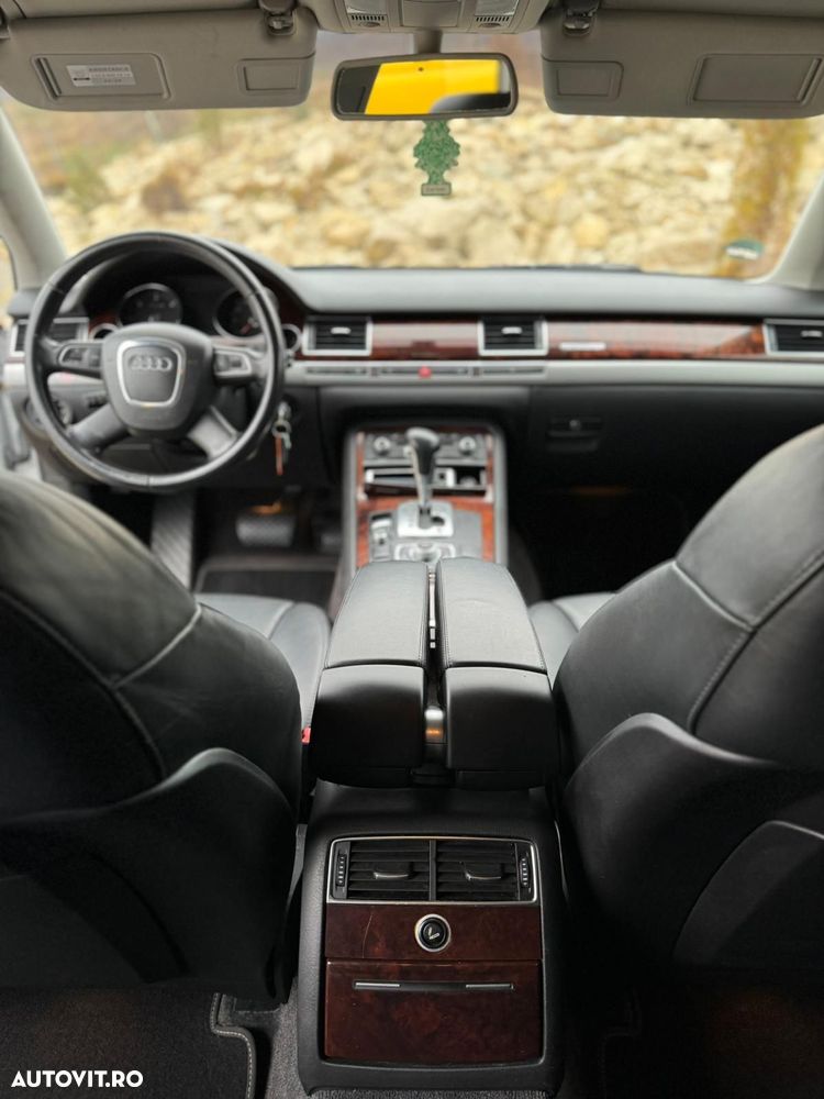 Audi A8 - 10