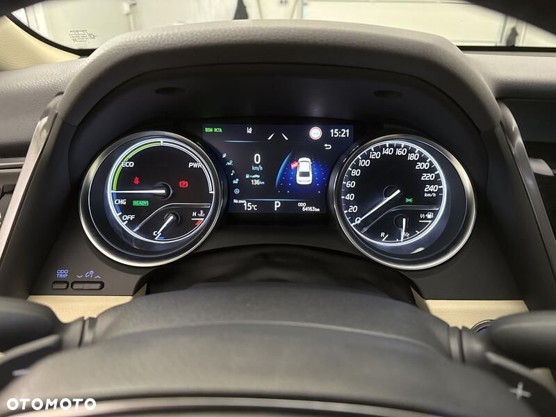 Toyota Camry 2.5 Hybrid Executive CVT - 14