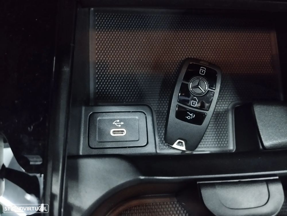 Mercedes-Benz A 200 Limousine d - 38