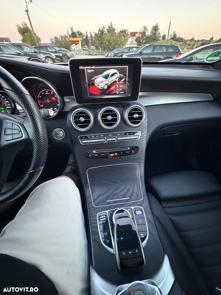 Mercedes-Benz GLC 250 4MATIC 9G-TRONIC - 15
