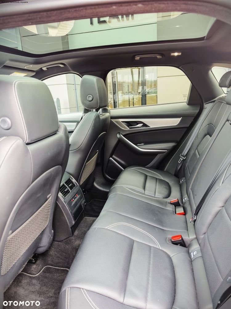 Jaguar F-Pace 2.0 P250 mHEV AWD R-Dynamic SE - 15