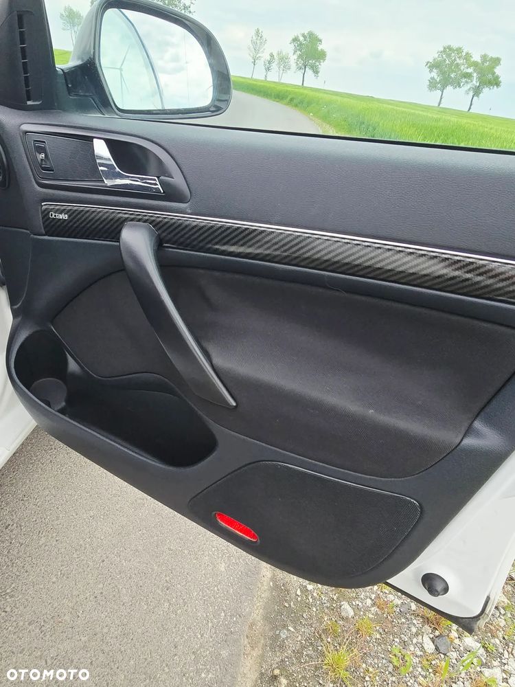 Skoda Octavia 1.6 TDI DPF GreenLine - 29