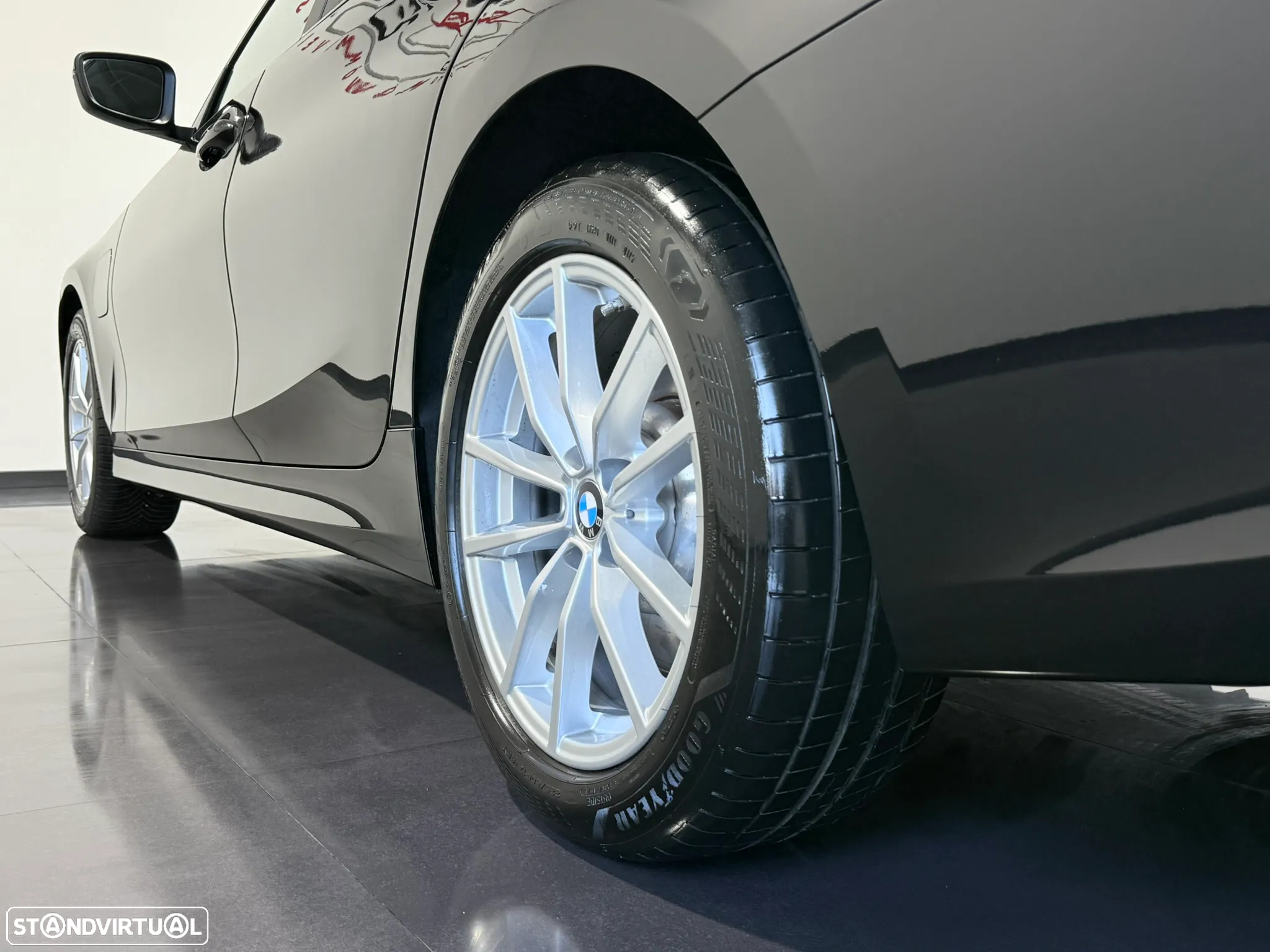 BMW 330 e Corporate Edition Auto - 53