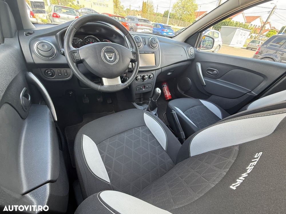 Dacia Sandero Stepway TCe 90 Prestige - 8