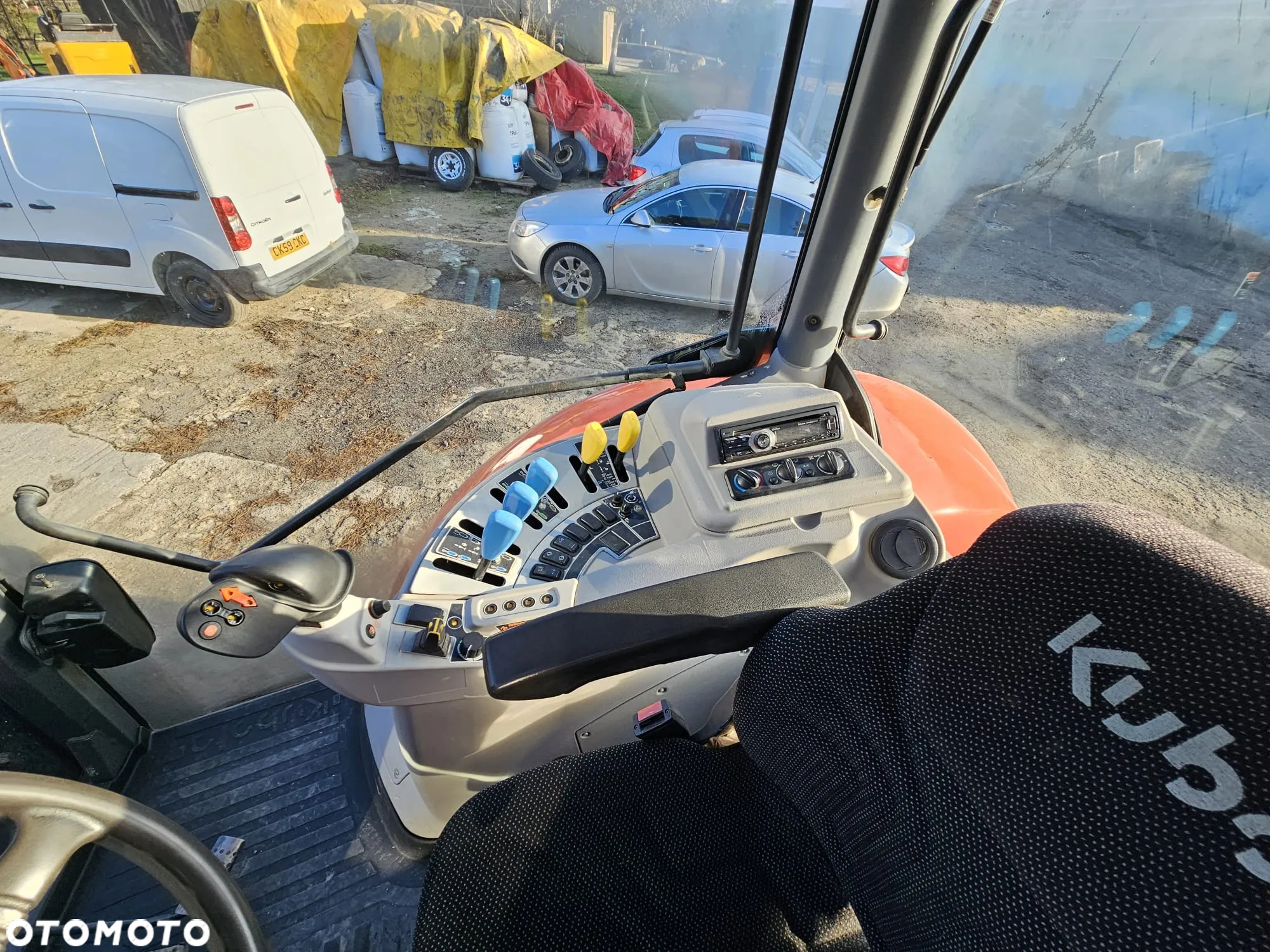Kubota M7131 - 13