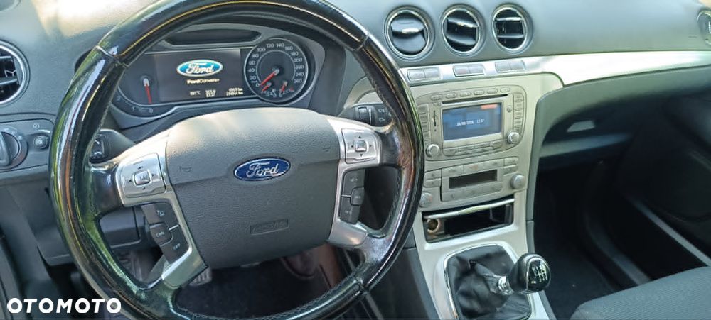Ford Galaxy 2.0 TDCi Titanium - 13