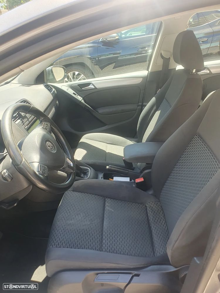 VW Golf 1.6 TDi Confortline - 5