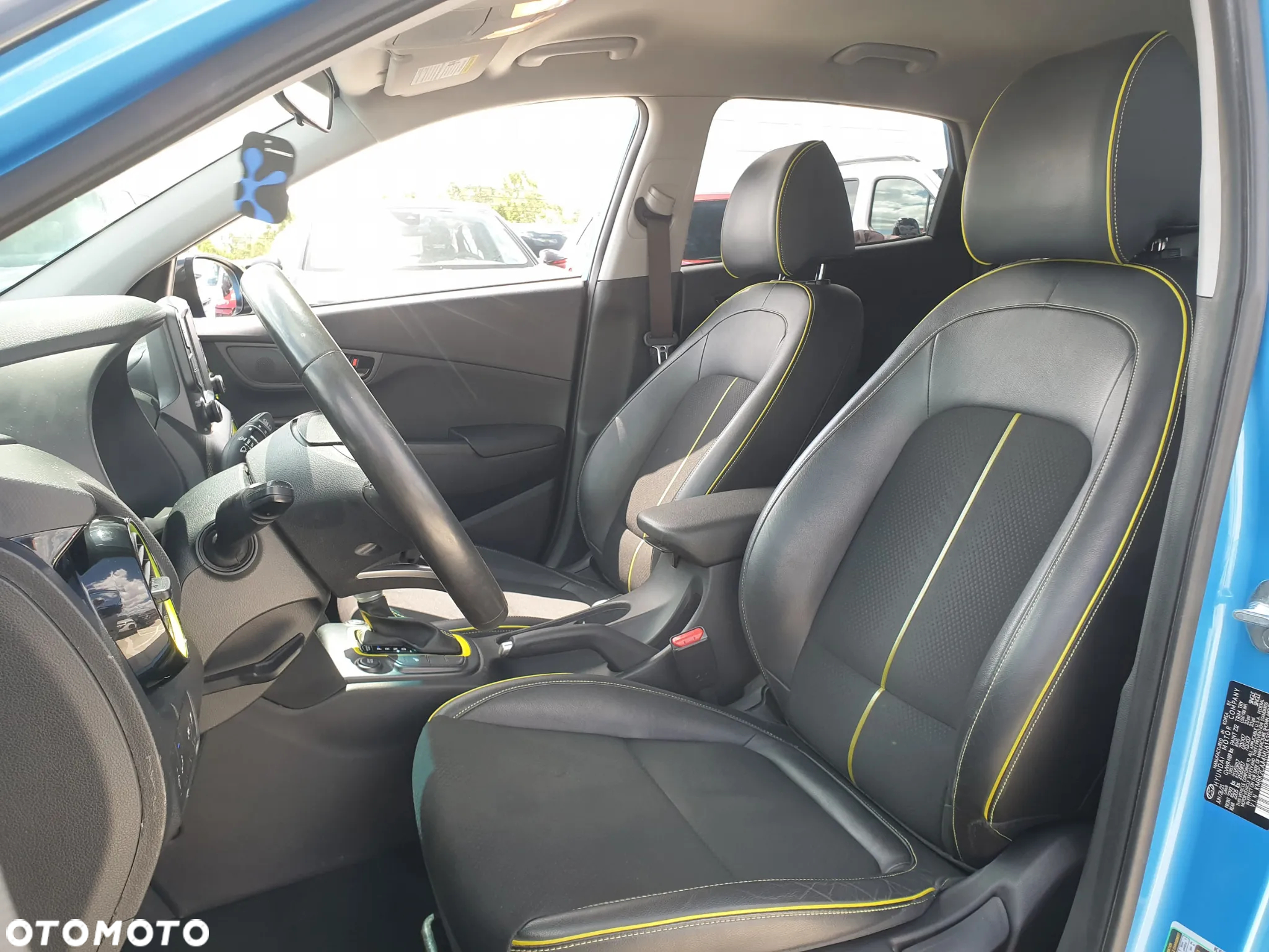 Hyundai Kona - 23