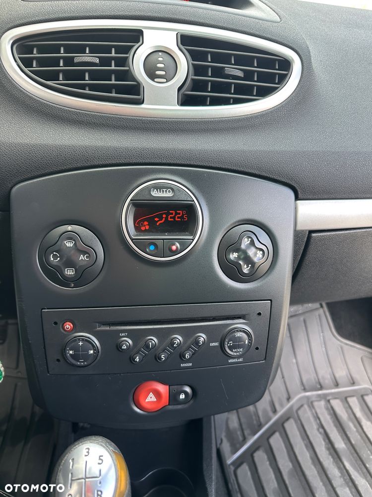 Renault Clio 1.5 dCi Extreme - 28