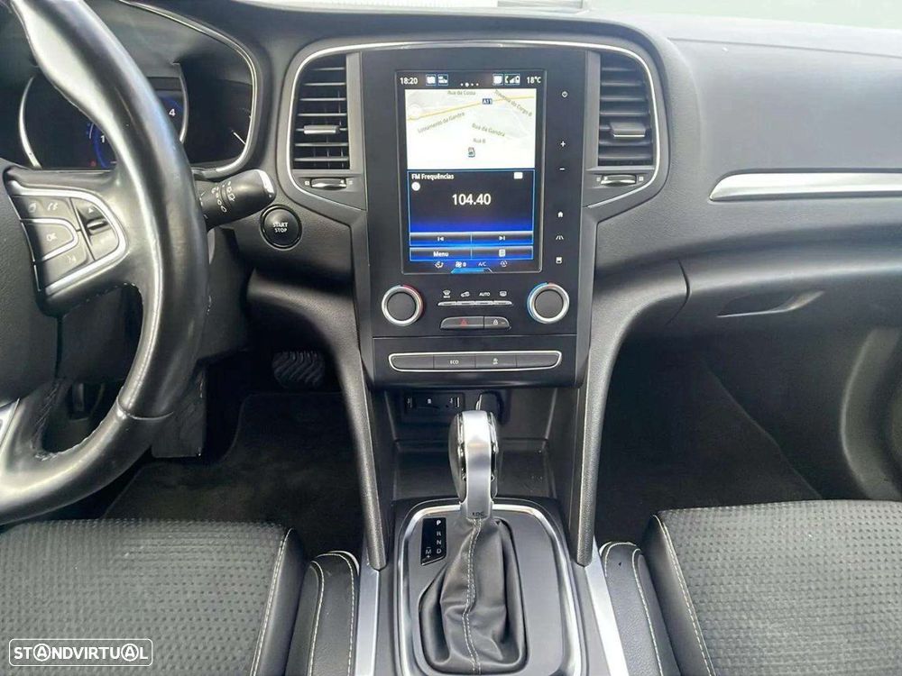 Renault Mégane Sport Tourer - 9