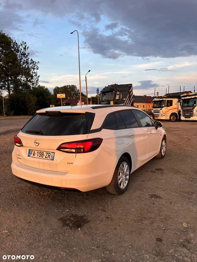 Opel Astra 1.6 CDTI Active - 4