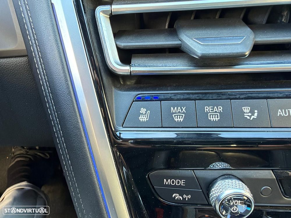 BMW 840 d xDrive Pack M - 23