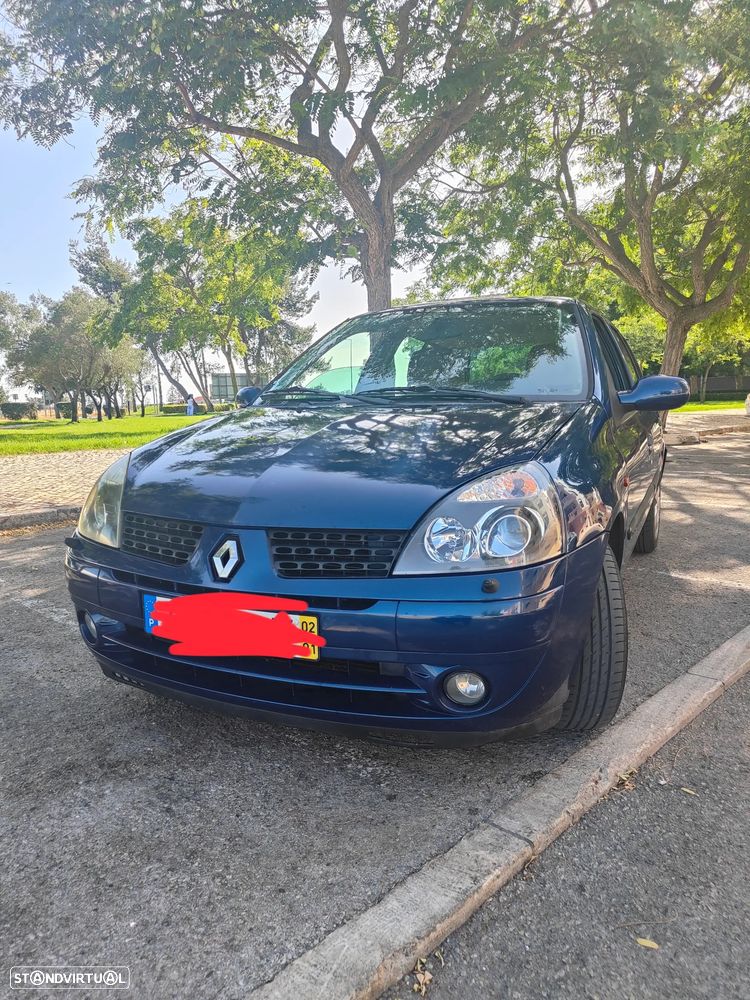 Renault Clio 1.4 16V Privilège - 1