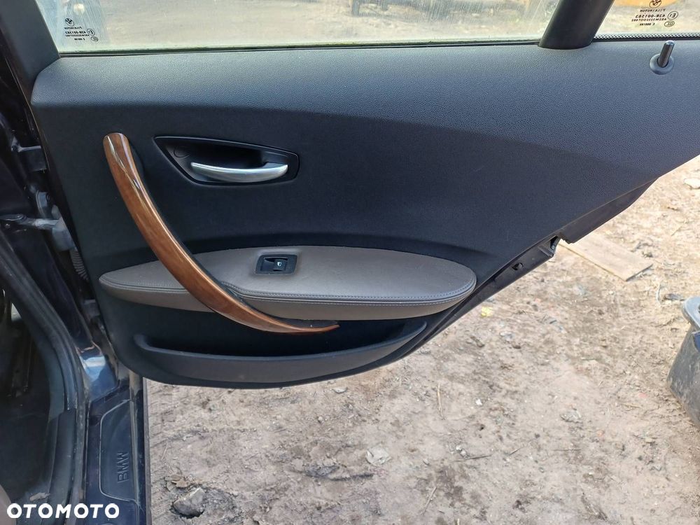 DRZWI KOMPLETNE PRAWY TYŁ BMW E87 120 D A35/5 - 4