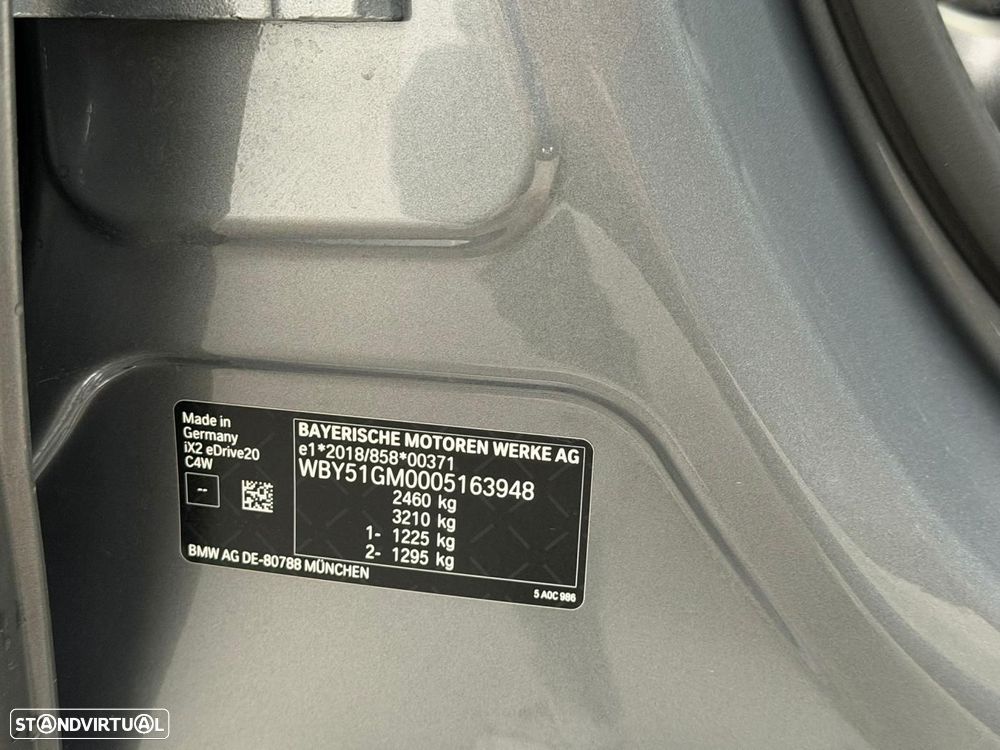 BMW iX2 eDrive20 Pack Desportivo M Pro - 49