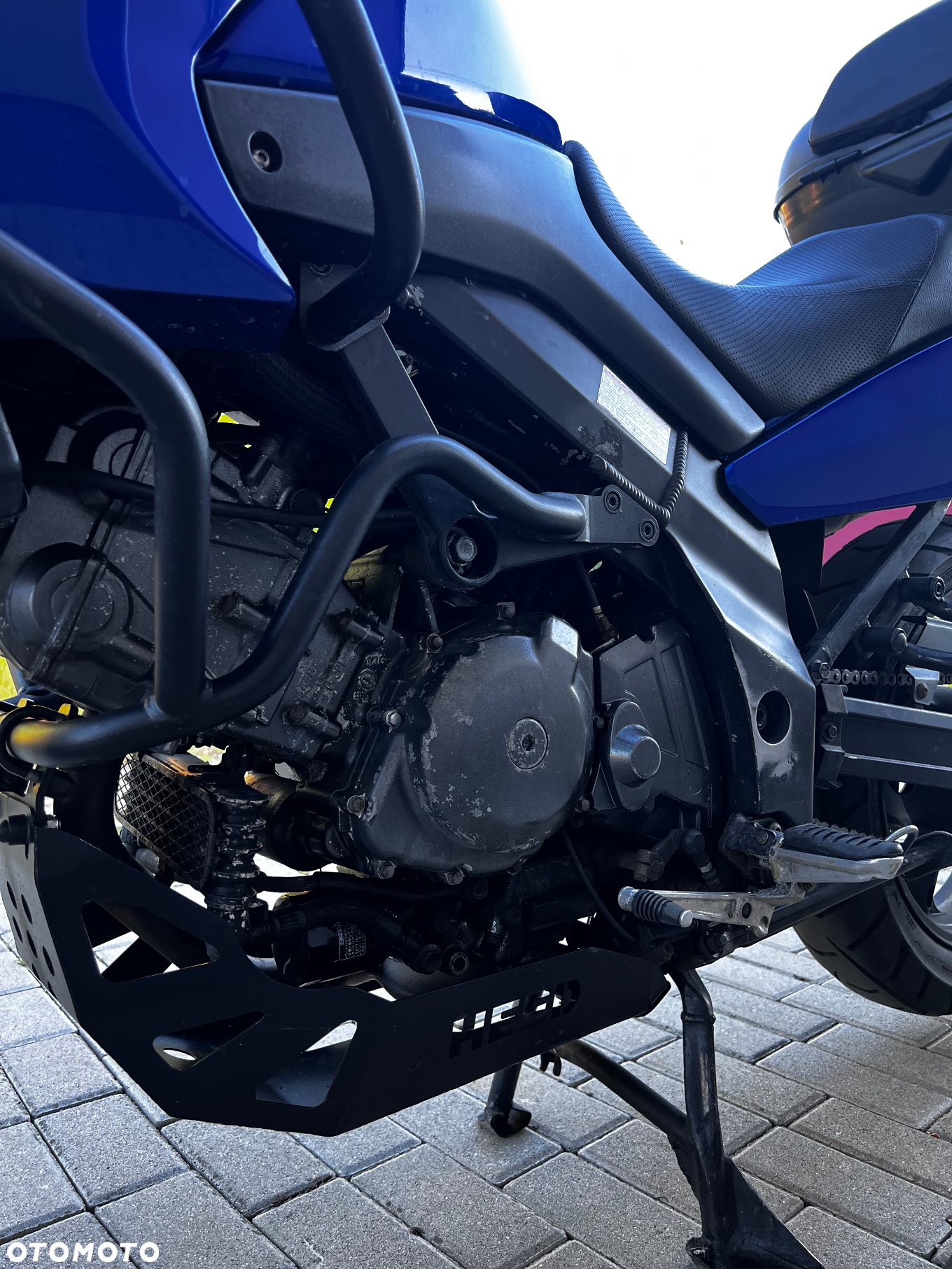 Suzuki DL - 4