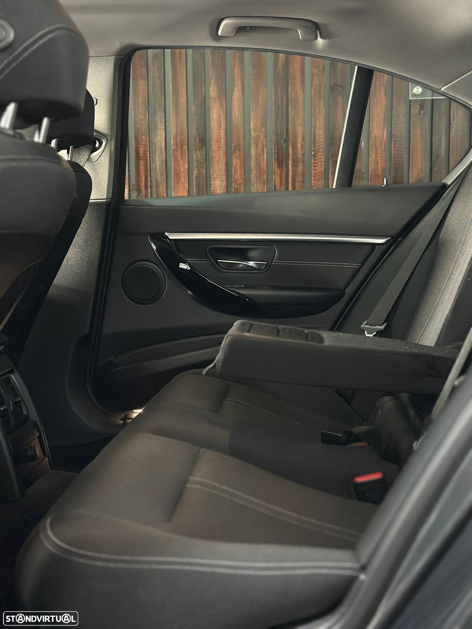 BMW 318 d Line Sport Auto - 14