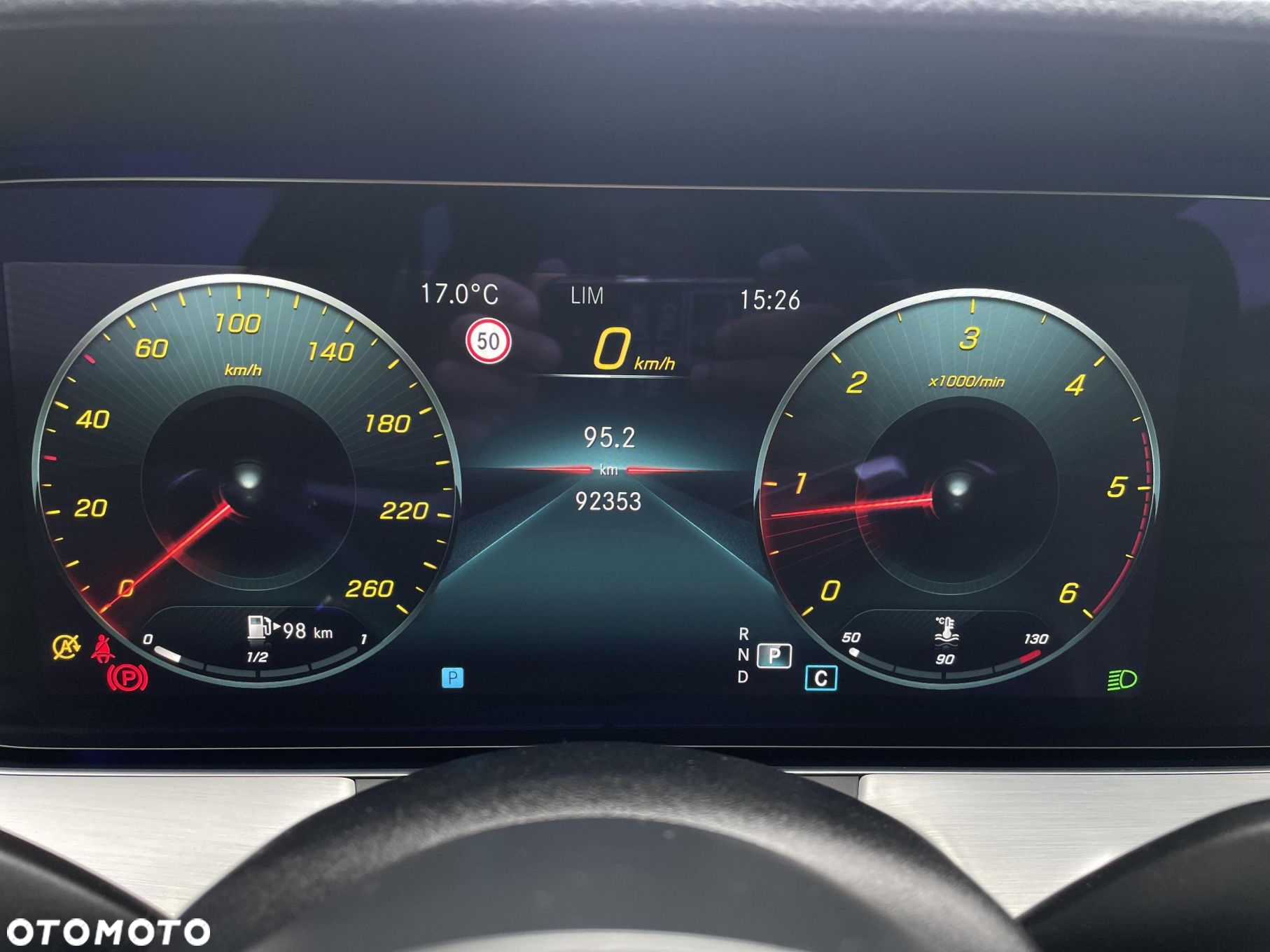 Mercedes-Benz Klasa E 220 d 4-Matic 9G-TRONIC - 14