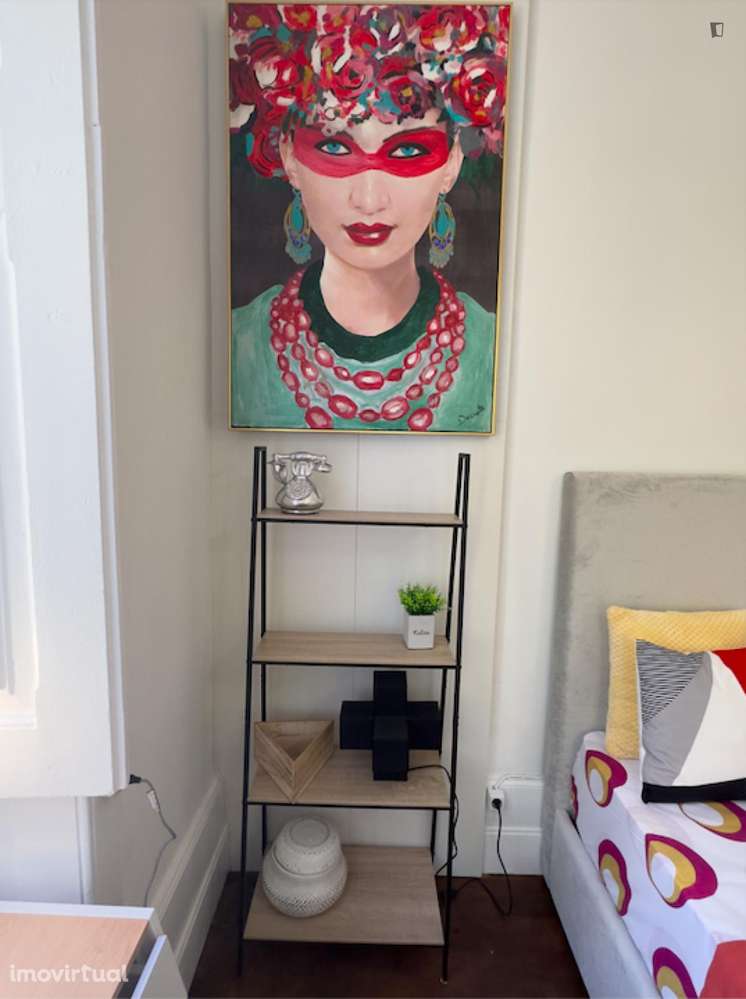 Quarto - localizado em Alta Universitária Coimbra - Grande imagem: 4/14
