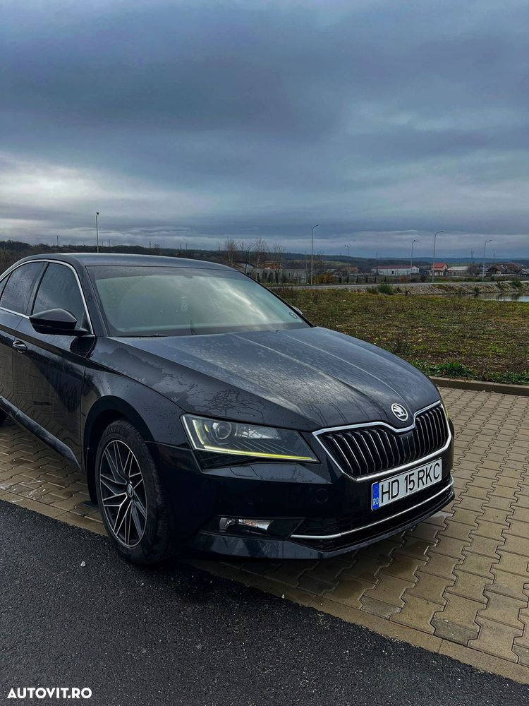 Skoda Superb 1.6 TDI DSG Style - 4