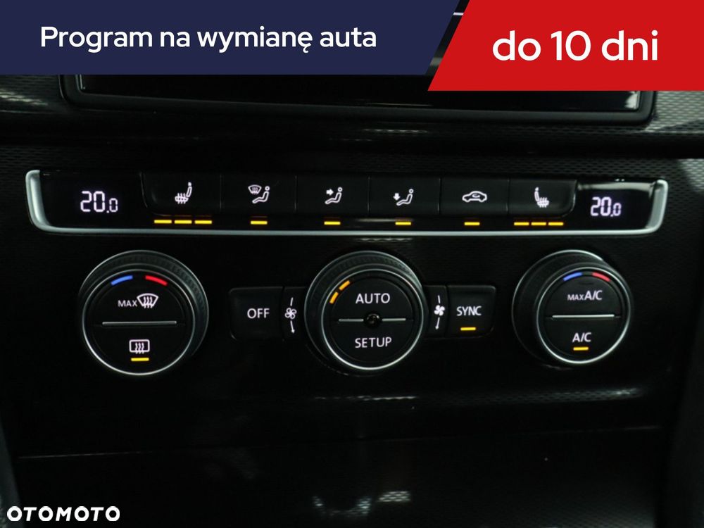 Volkswagen Golf - 18