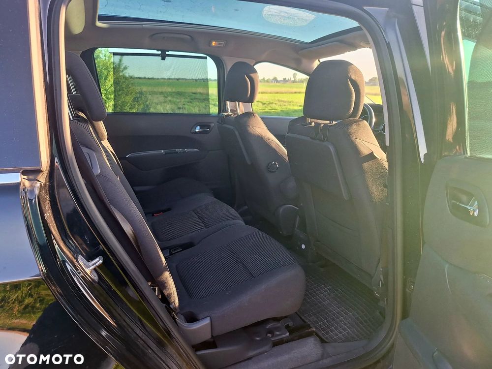 Peugeot 5008 - 19