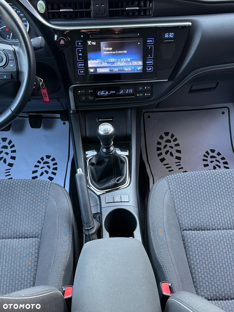 Toyota Corolla 1.6 Comfort - 7