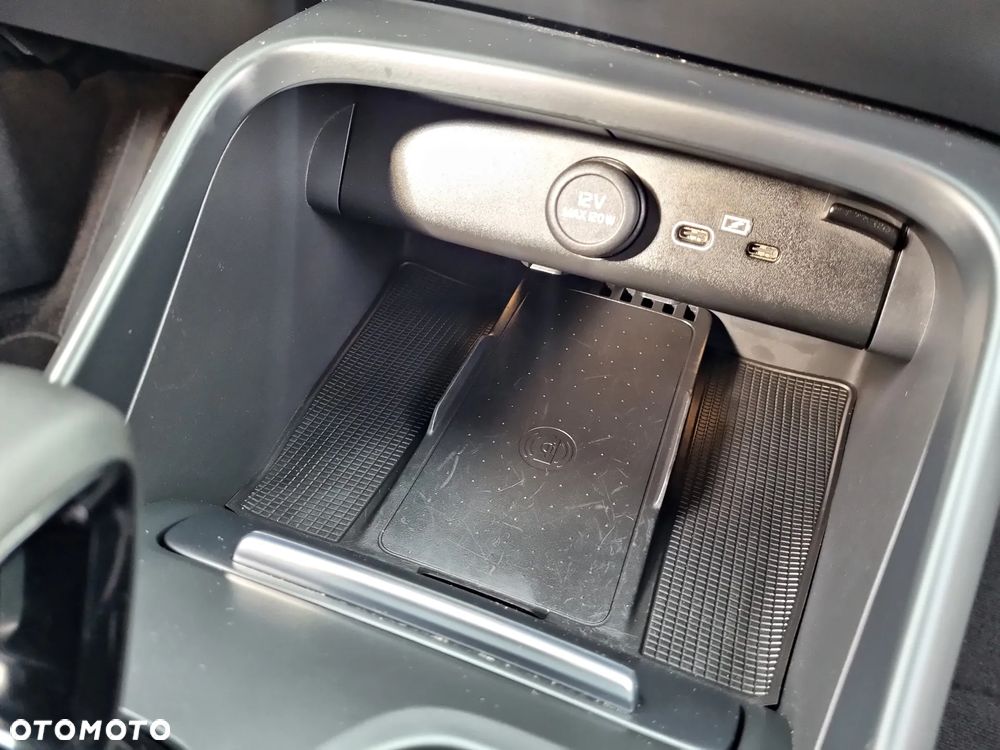 Volvo XC 40 B3 B DKG Essential - 22