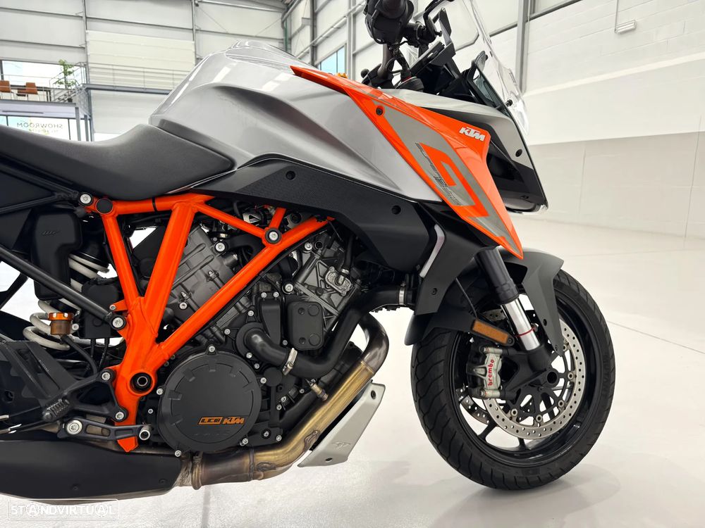 KTM Superduke GT - 10