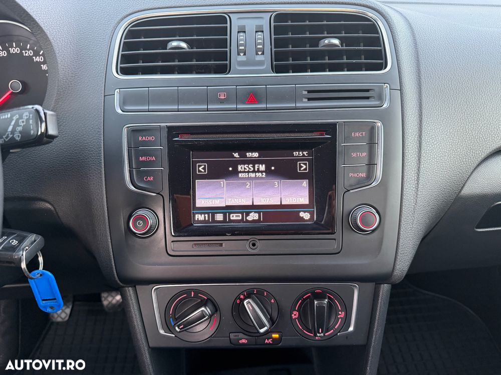 Volkswagen Polo 1.4 TDI CR Comfortline - 11