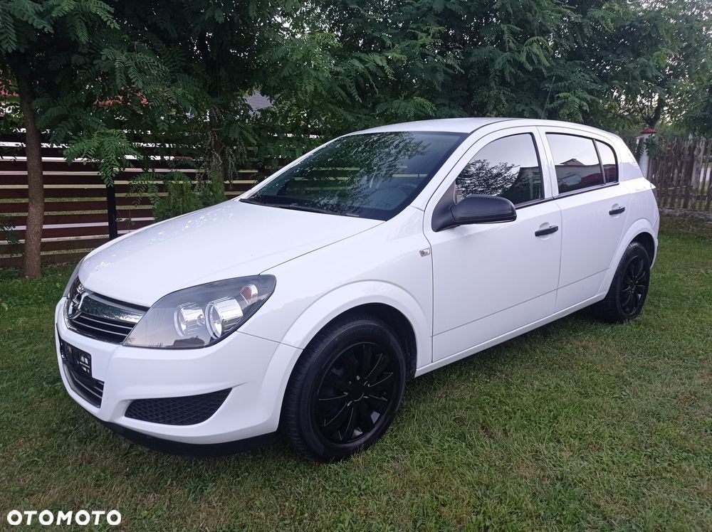 Opel Astra - 1
