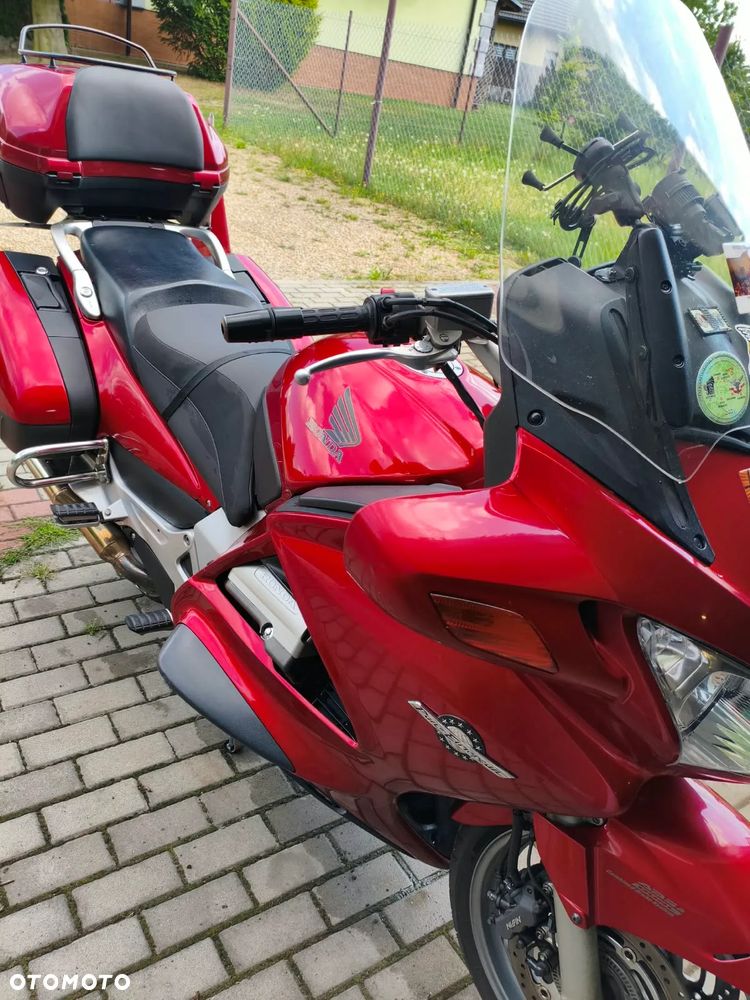 Honda ST - 10