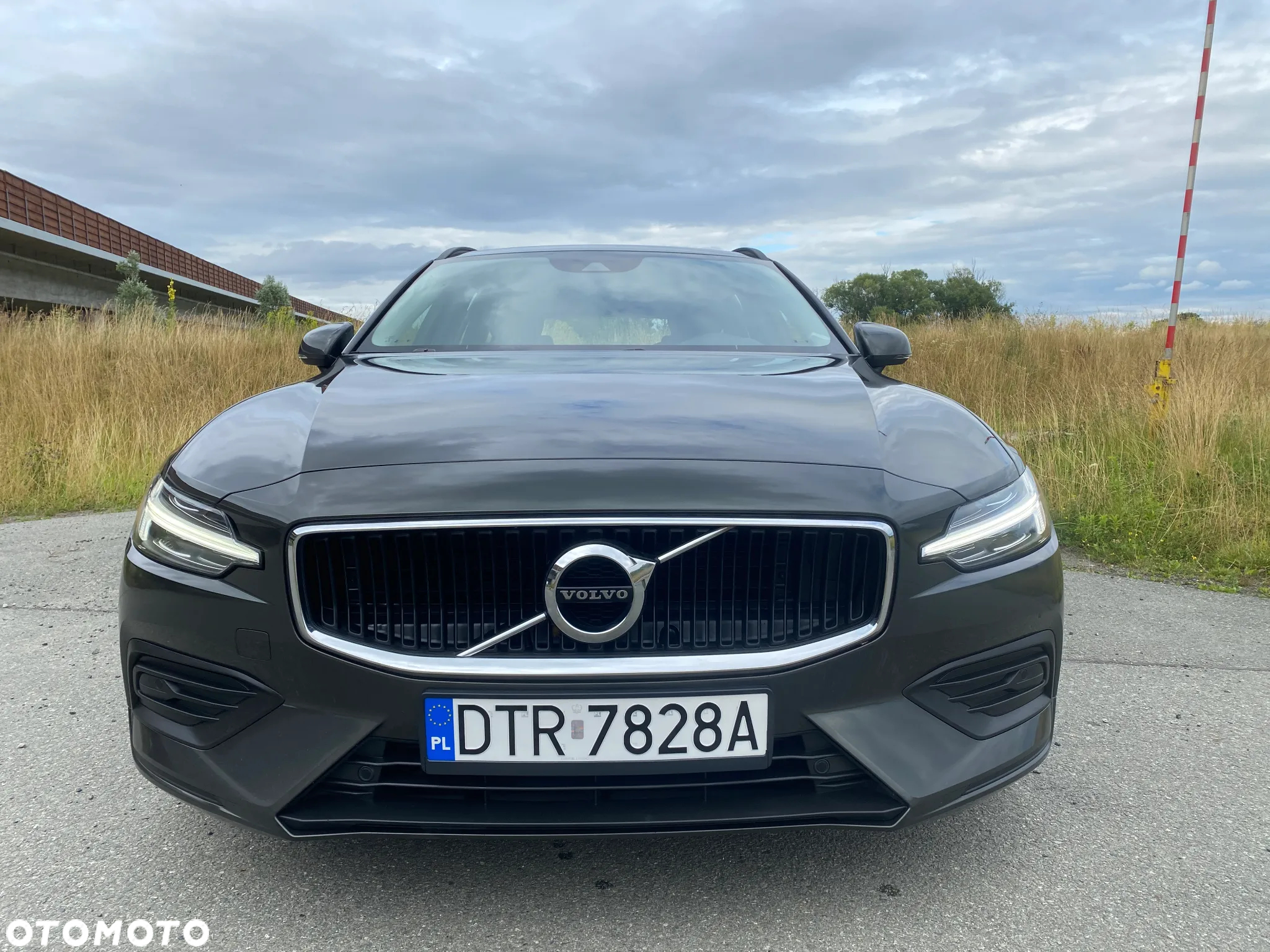 Volvo V60 B4 B Geartronic Momentum Pro - 2