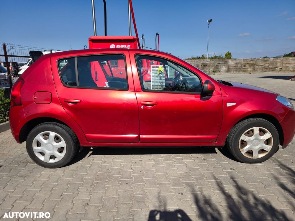 Dacia Sandero 1.5 dCI Laureate - 6