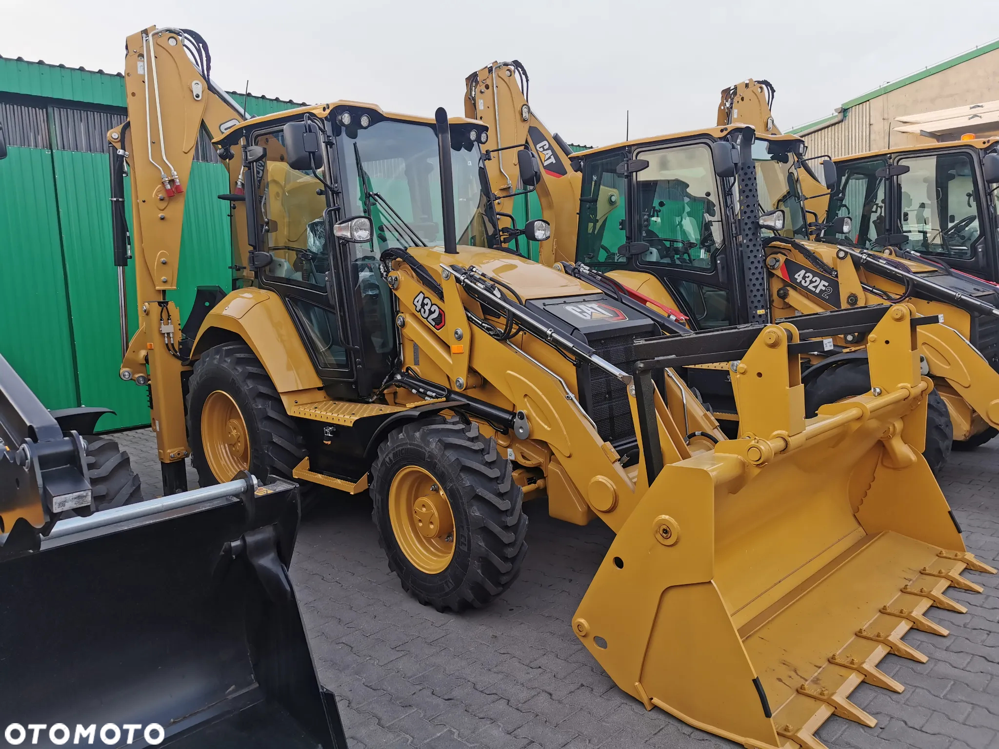 Caterpillar Caterpillar CAT 432F2 2021r łyżka skrętna 2700mth - 35