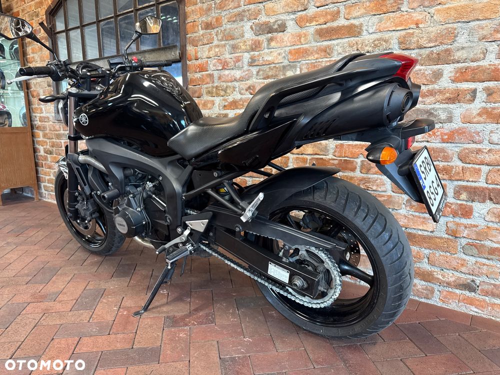 Yamaha FZ6 - 7