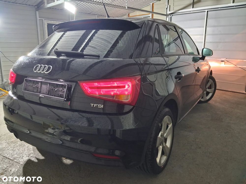 Audi A1 Sportback 1.4 TFSI Design S tronic - 7